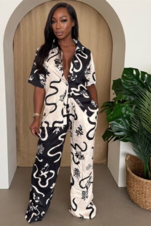 Woman's Resort Wear Pant Set